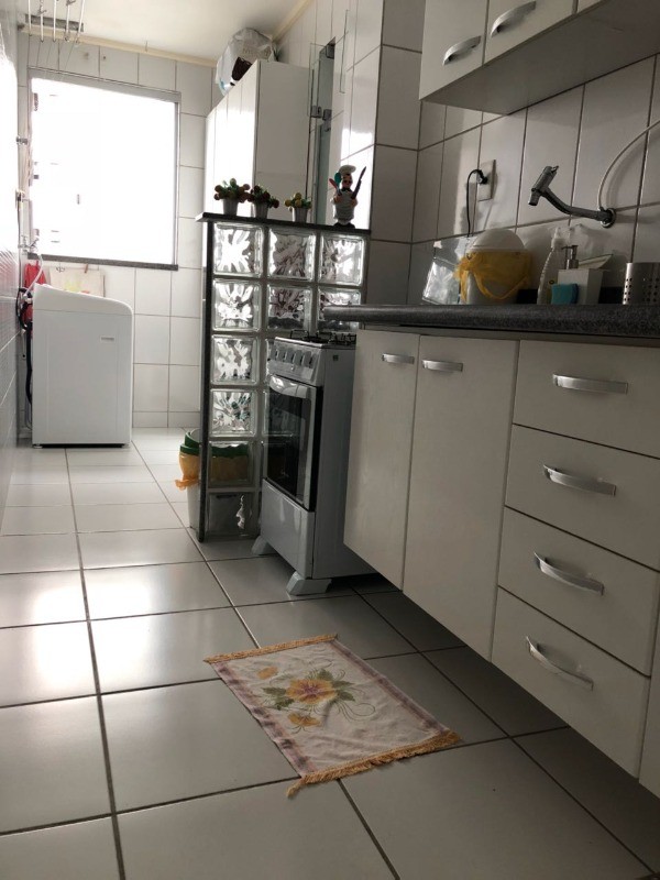 Apartamento à venda com 2 quartos, 65m² - Foto 10