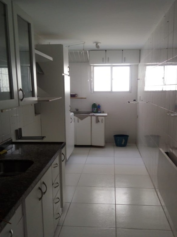 Apartamento à venda com 3 quartos, 70m² - Foto 7