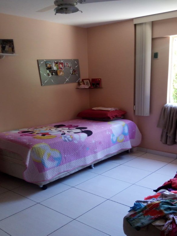 Apartamento à venda com 3 quartos, 75m² - Foto 2