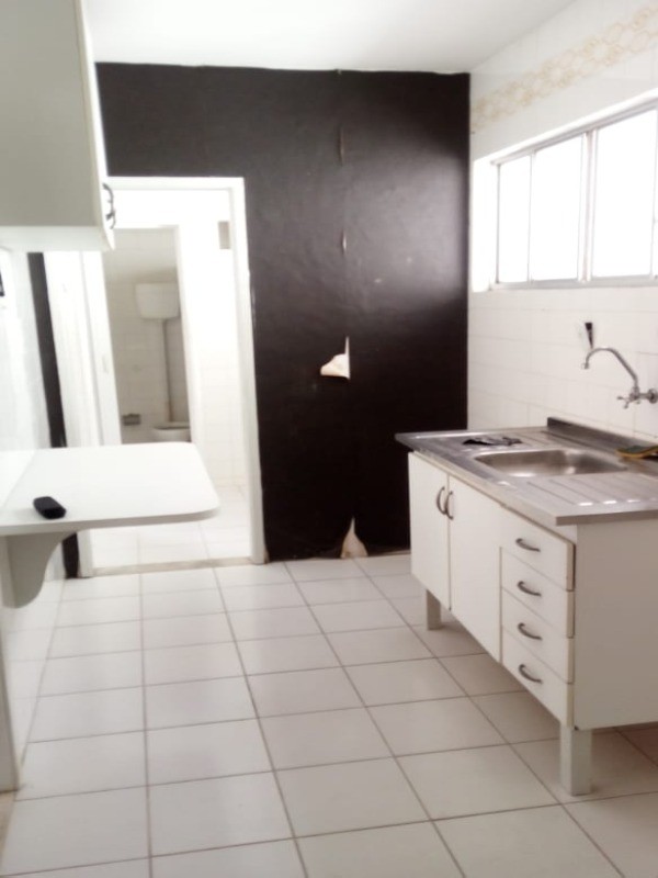 Apartamento à venda com 3 quartos, 80m² - Foto 8