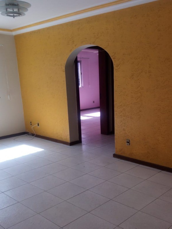 Apartamento à venda com 2 quartos, 57m² - Foto 3