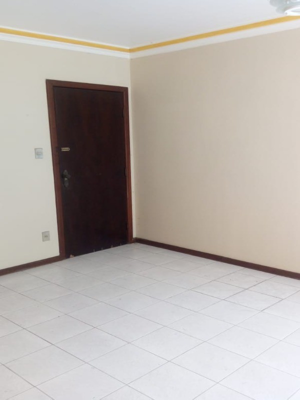 Apartamento à venda com 2 quartos, 57m² - Foto 4