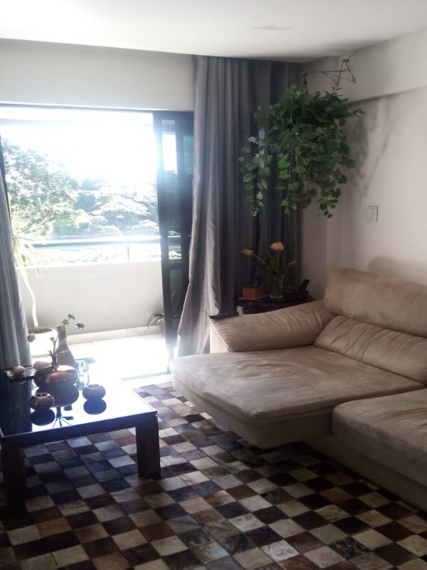 Apartamento à venda com 2 quartos, 57m² - Foto 1