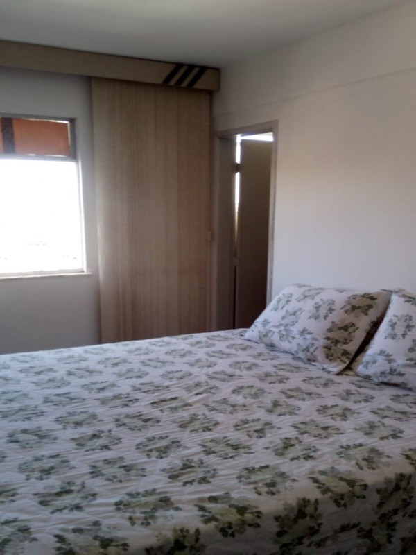 Apartamento à venda com 3 quartos, 83m² - Foto 3