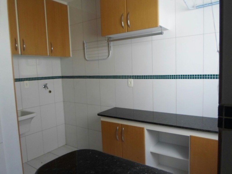 Apartamento à venda com 2 quartos, 70m² - Foto 6