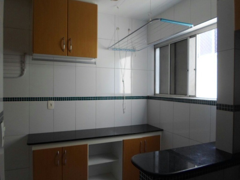 Apartamento à venda com 2 quartos, 70m² - Foto 8