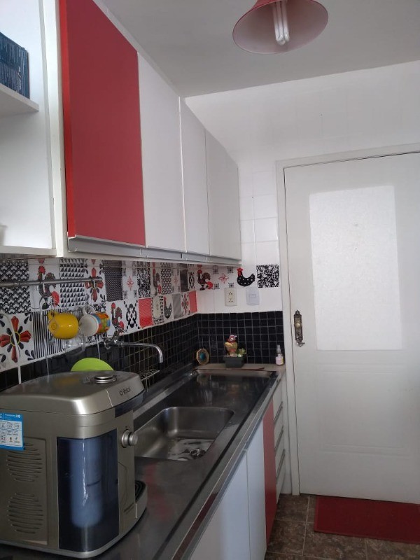 Apartamento à venda com 2 quartos, 70m² - Foto 22