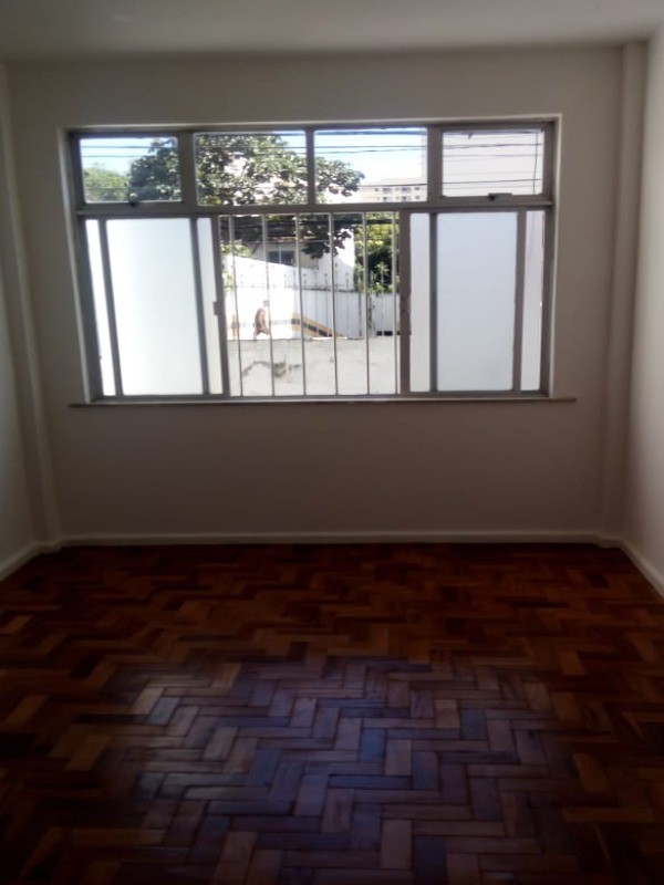 Apartamento à venda com 3 quartos, 85m² - Foto 3