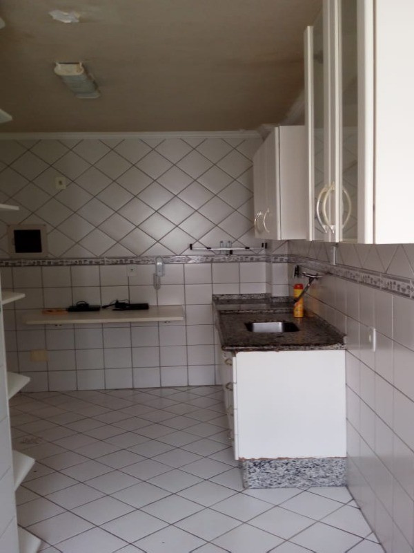 Apartamento à venda com 3 quartos, 90m² - Foto 12