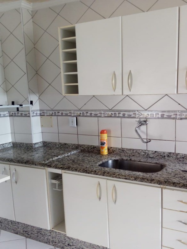 Apartamento à venda com 3 quartos, 90m² - Foto 13