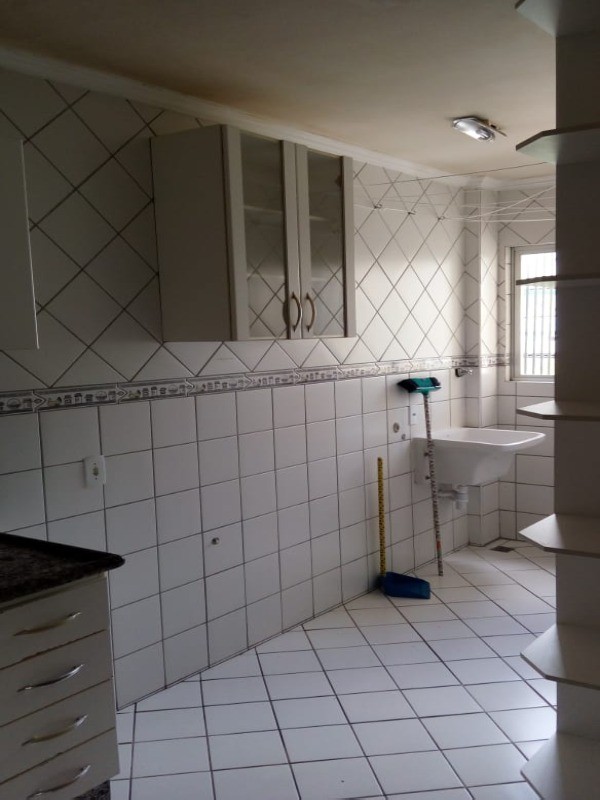 Apartamento à venda com 2 quartos, 80m² - Foto 14