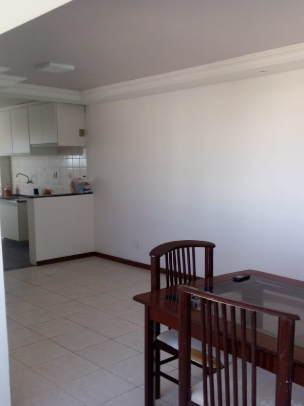 Apartamento à venda com 2 quartos, 57m² - Foto 2