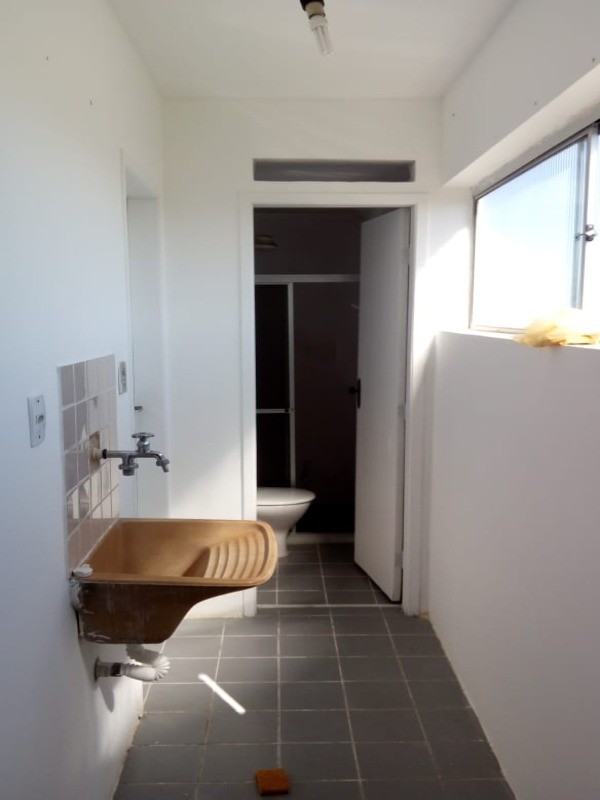 Apartamento à venda com 2 quartos, 65m² - Foto 11