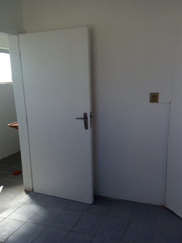 Apartamento à venda com 2 quartos, 65m² - Foto 8