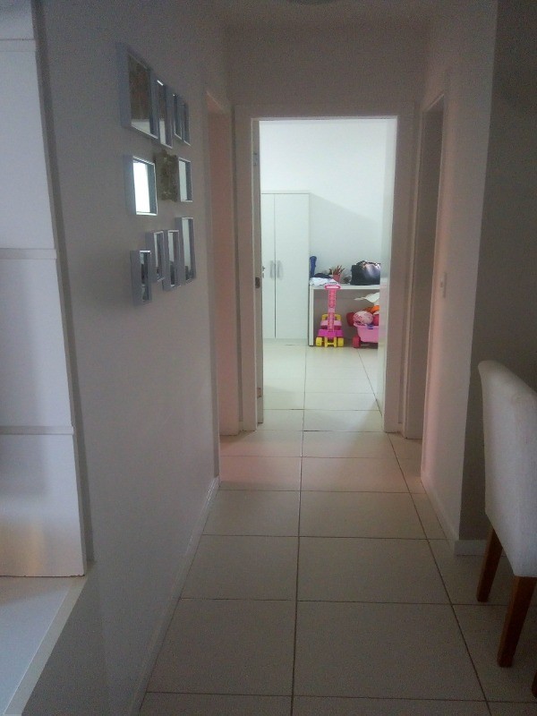 Apartamento à venda com 2 quartos, 60m² - Foto 7