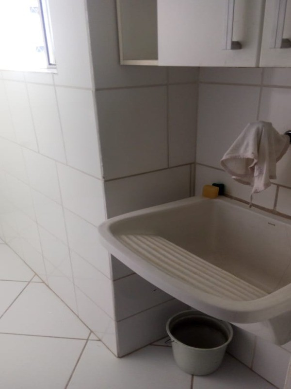 Apartamento à venda com 2 quartos, 75m² - Foto 12