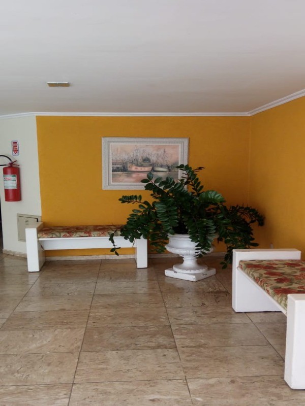 Apartamento à venda com 2 quartos, 75m² - Foto 13