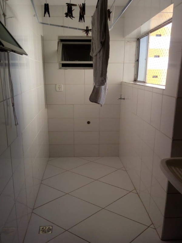 Apartamento à venda com 2 quartos, 75m² - Foto 13