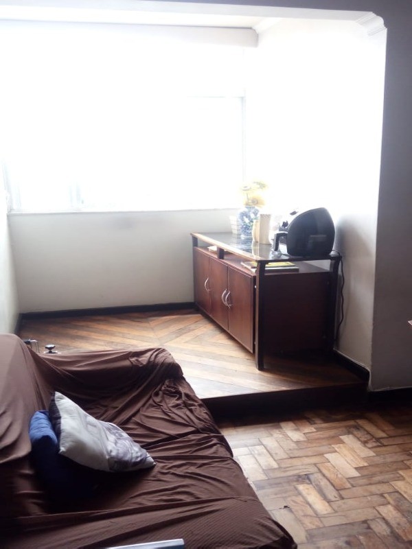 Apartamento à venda com 3 quartos, 80m² - Foto 7