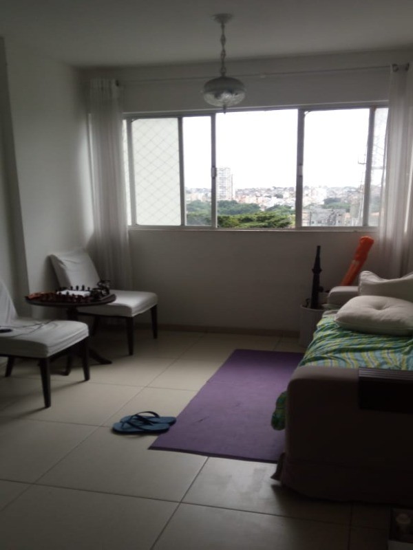 Apartamento à venda com 3 quartos, 84m² - Foto 2