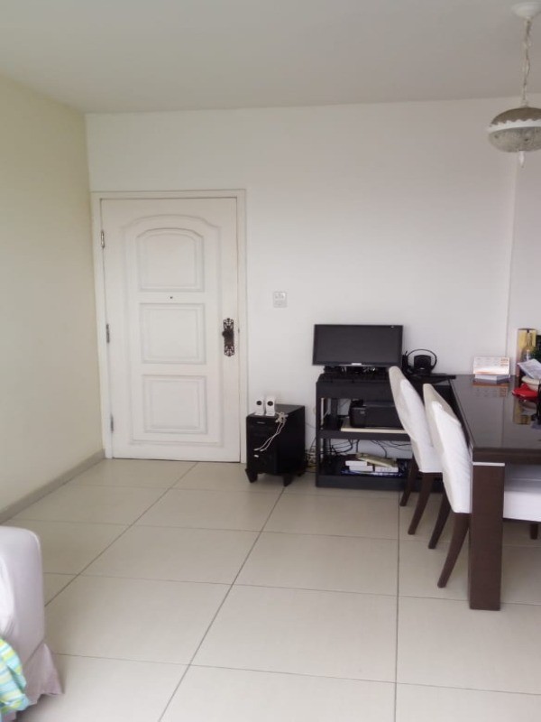 Apartamento à venda com 3 quartos, 84m² - Foto 3