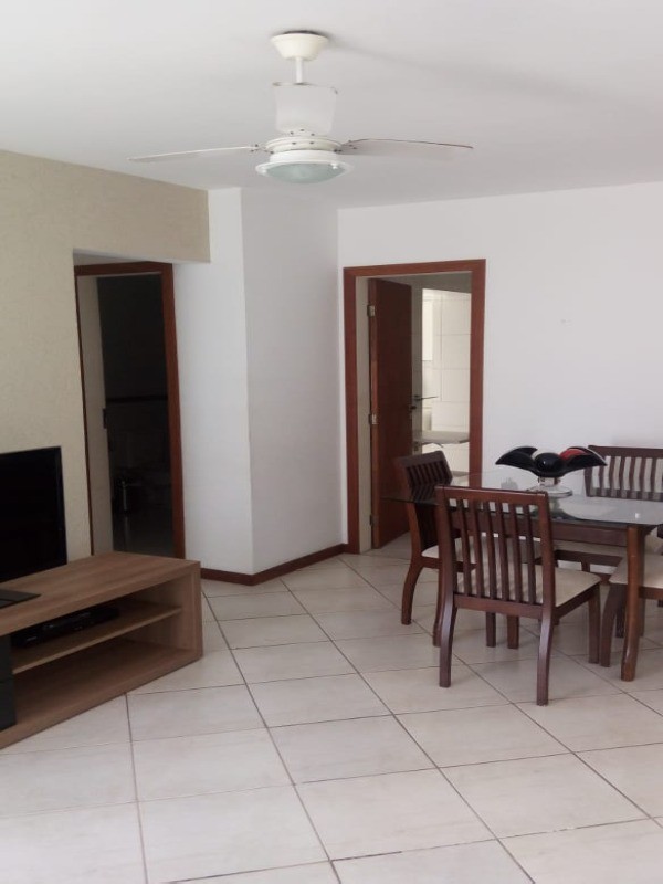 Apartamento à venda com 2 quartos, 75m² - Foto 1