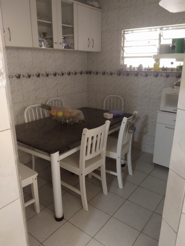 Apartamento à venda com 2 quartos, 70m² - Foto 14