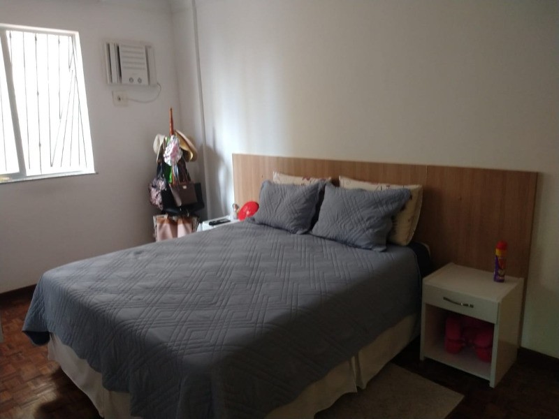 Apartamento à venda com 2 quartos, 70m² - Foto 17