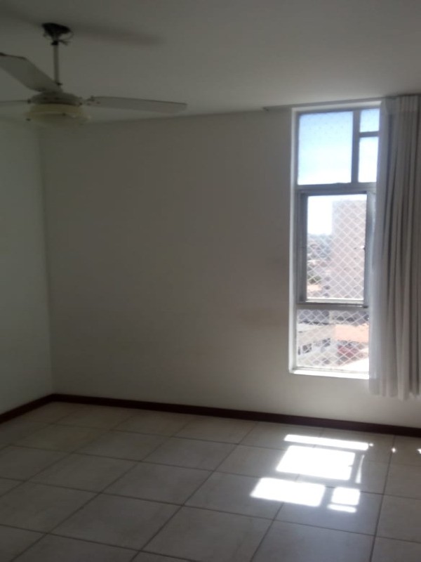 Apartamento à venda com 2 quartos, 75m² - Foto 5