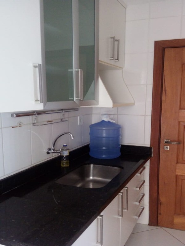 Apartamento à venda com 2 quartos, 75m² - Foto 9