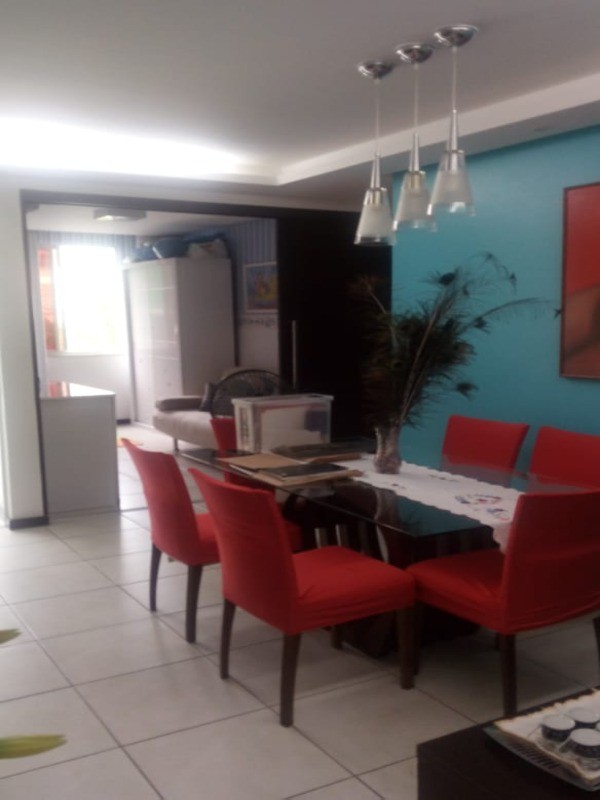 Apartamento à venda com 2 quartos, 74m² - Foto 1