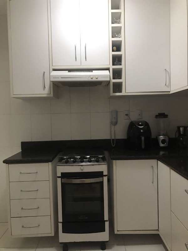 Apartamento à venda com 3 quartos, 70m² - Foto 12