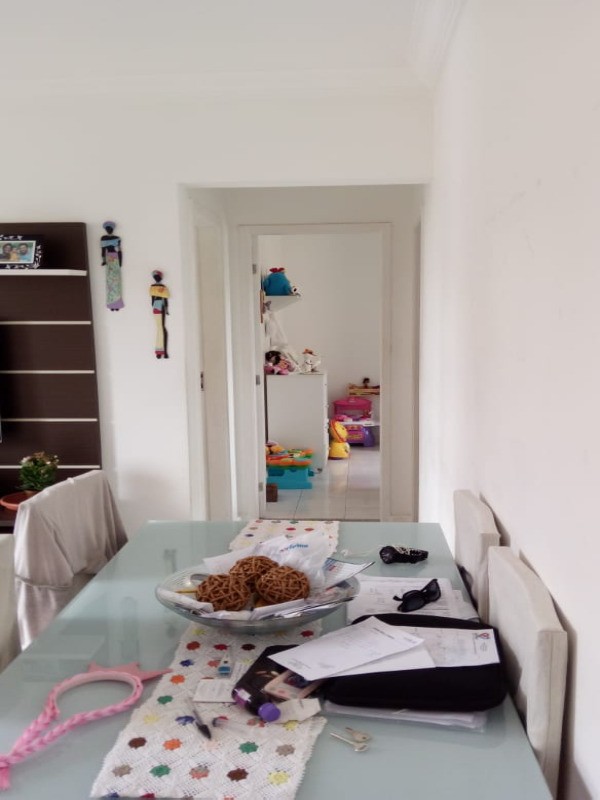 Apartamento à venda com 2 quartos, 65m² - Foto 3