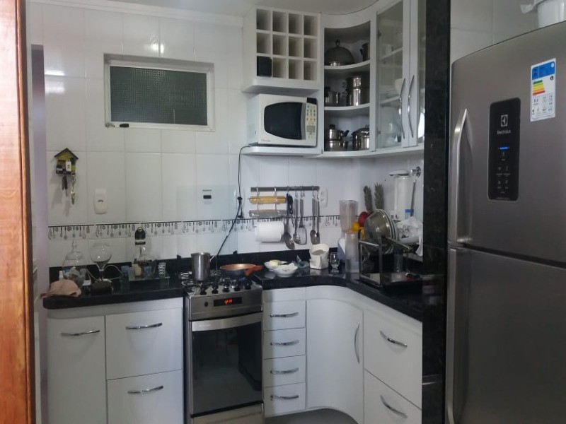 Apartamento à venda com 2 quartos, 60m² - Foto 11