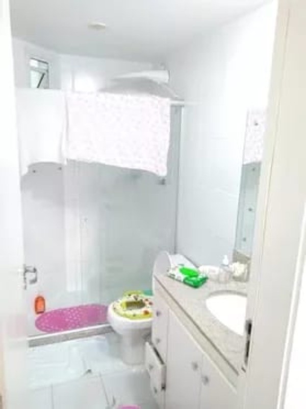 Apartamento à venda com 2 quartos, 60m² - Foto 4