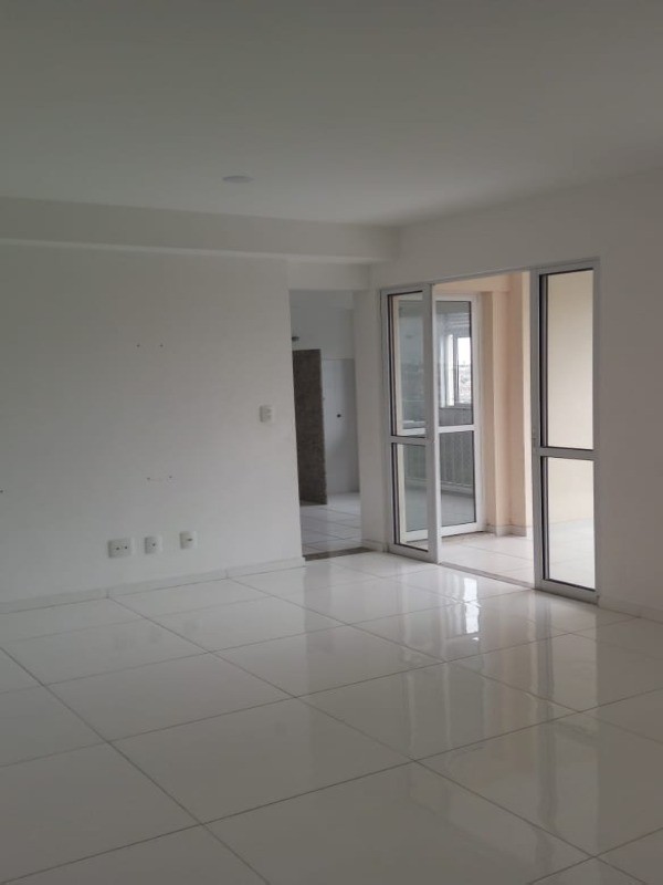 Apartamento à venda com 3 quartos, 82m² - Foto 8