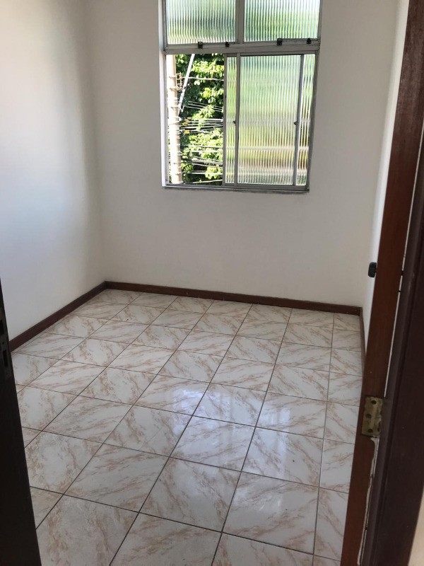 Apartamento à venda com 3 quartos, 80m² - Foto 4