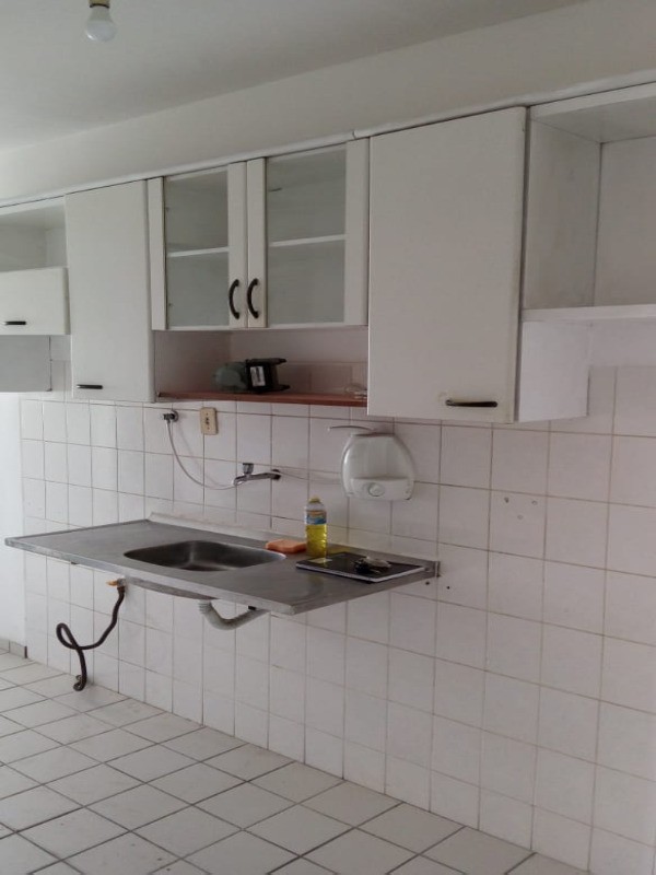 Apartamento à venda com 3 quartos, 70m² - Foto 7