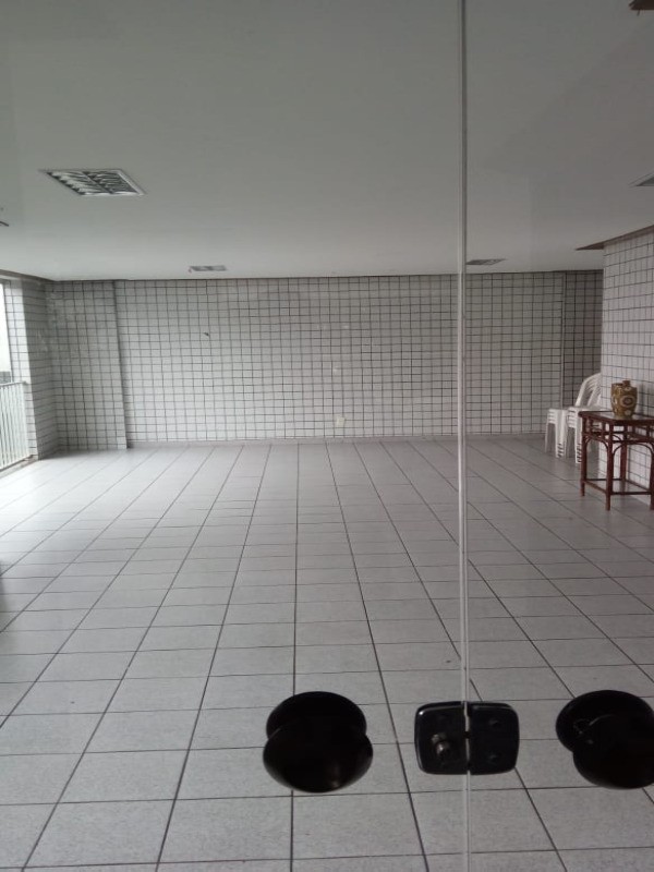 Apartamento à venda com 3 quartos, 70m² - Foto 12