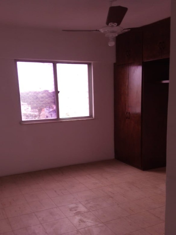 Apartamento à venda com 3 quartos, 70m² - Foto 2