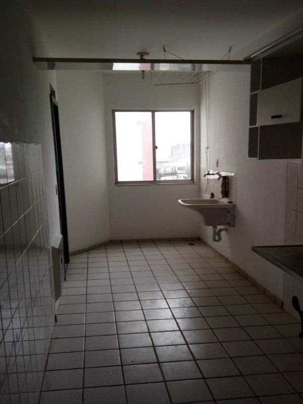 Apartamento à venda com 3 quartos, 70m² - Foto 7