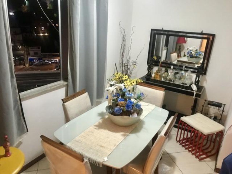 Apartamento à venda com 2 quartos, 65m² - Foto 1