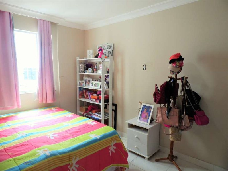 Apartamento à venda com 3 quartos, 70m² - Foto 3