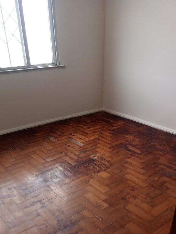 Apartamento à venda com 2 quartos, 70m² - Foto 4