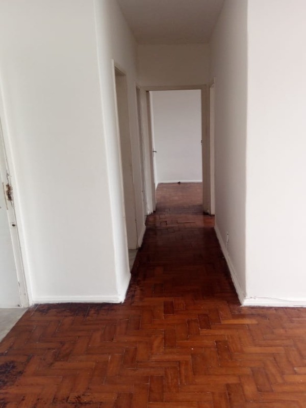 Apartamento à venda com 2 quartos, 70m² - Foto 5