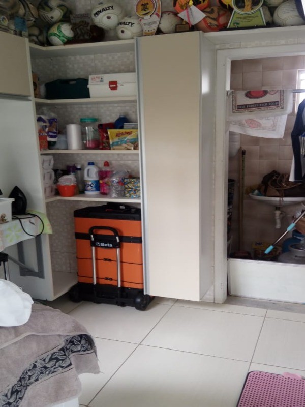 Apartamento à venda com 3 quartos, 97m² - Foto 13