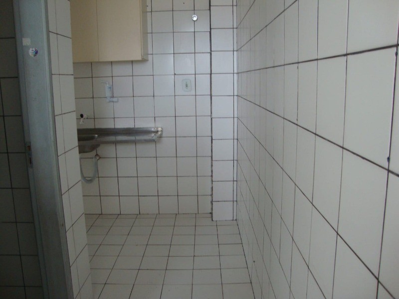 Apartamento à venda com 2 quartos, 60m² - Foto 14