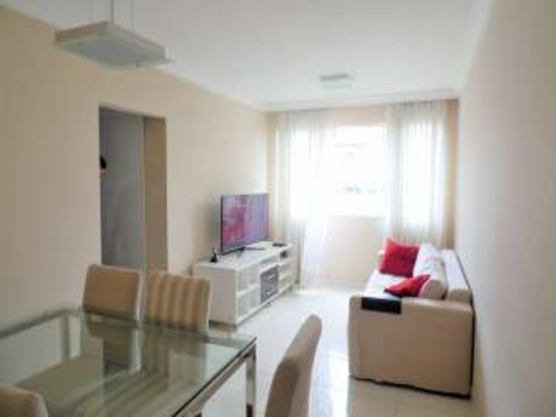 Apartamento à venda com 3 quartos, 70m² - Foto 1