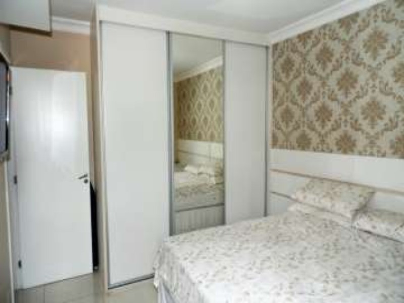 Apartamento à venda com 3 quartos, 70m² - Foto 4