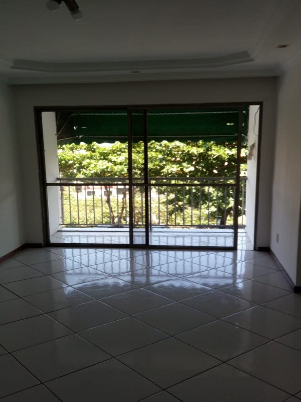 Apartamento à venda com 2 quartos, 67m² - Foto 1